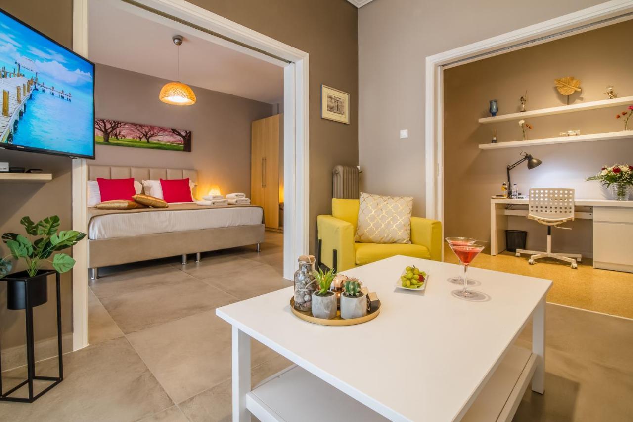Glyfada'S Central Apartment Atene Esterno foto